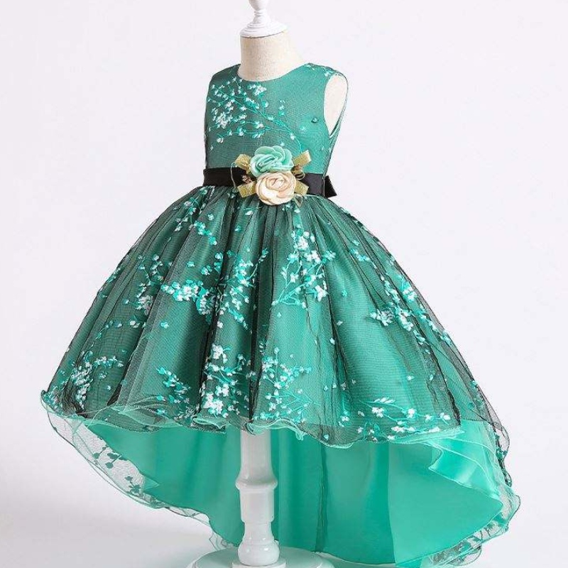 Baige Children Dress Girls Bow Wedding Gown Slå Western Party Wear Formal Princess Girl \\\\ \'s klänning 2153